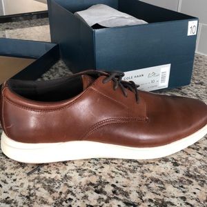 New in box. Men’s Cole Haan Grand Essex PT